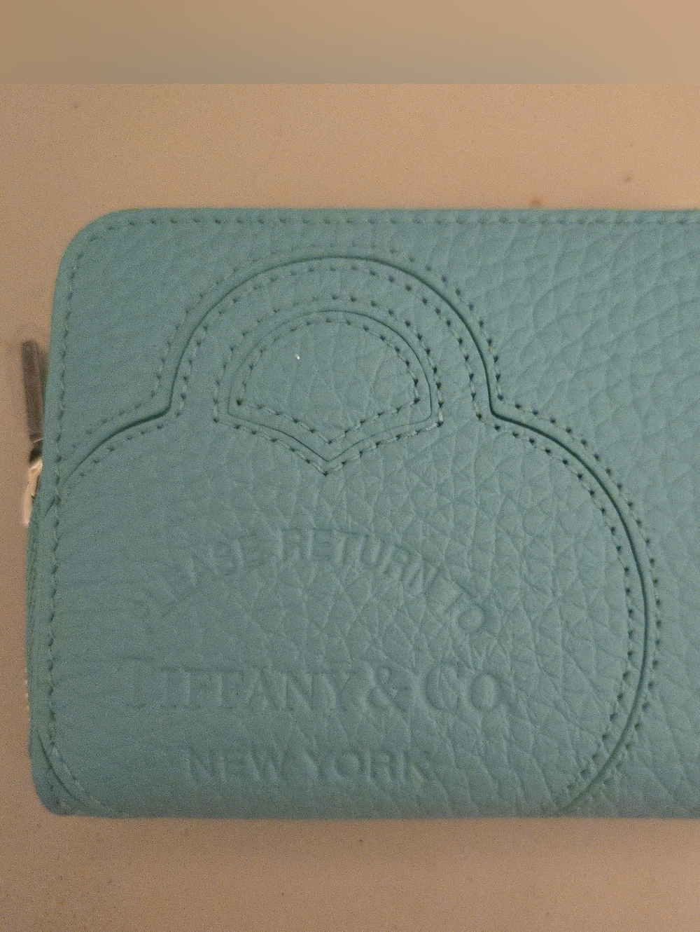 NEW WITH TAGS Tiffany & Co. Return to Tiffany™ Zip-Around Wallet – Tiffany Blue
